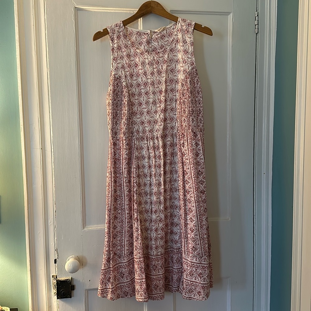 Red pattern cotton dress